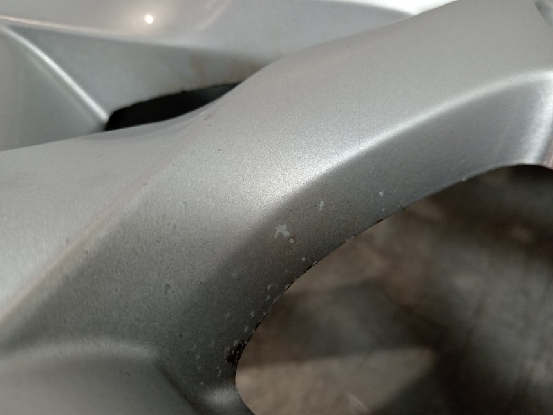 Recambio de llanta para mazda 3 lim. () center-line referencia OEM IAM 9965227080  