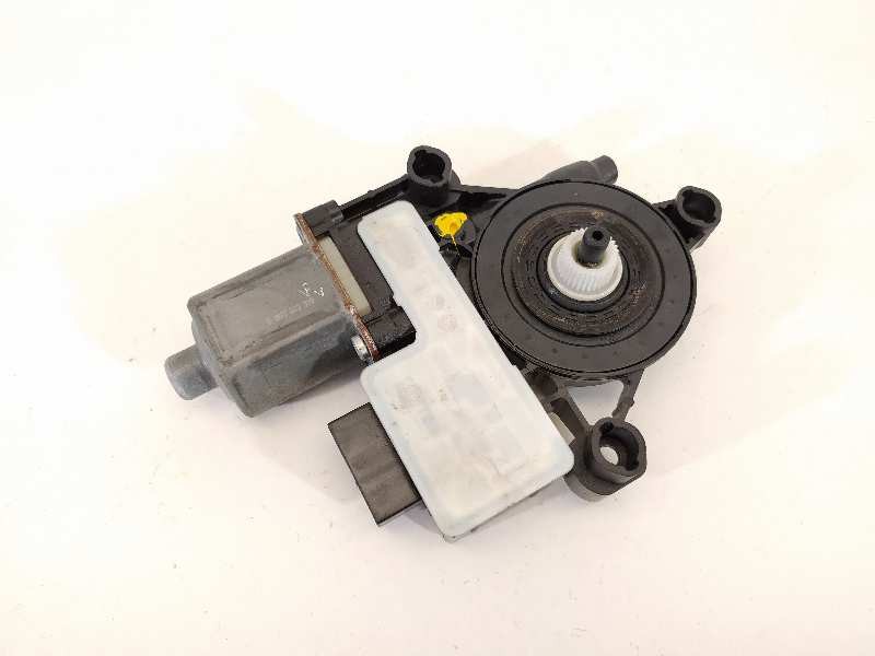 Recambio de motor elevalunas trasero derecho para skoda octavia lim. (5e3) rs referencia OEM IAM 5Q0959812A  