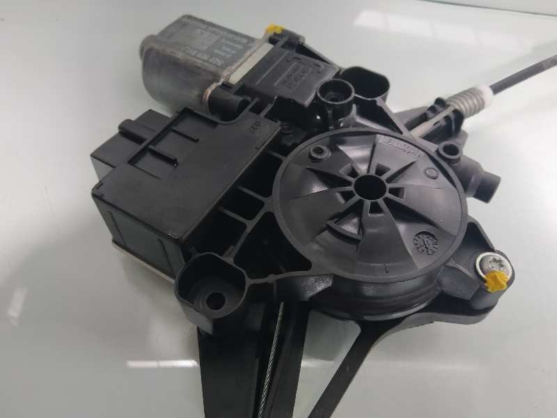 Recambio de elevalunas trasero izquierdo para skoda octavia lim. (5e3) rs referencia OEM IAM 5E0839461 5Q0959811A 