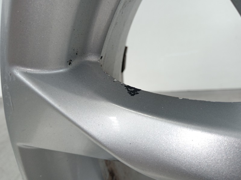 Recambio de llanta para mazda 3 lim. () center-line referencia OEM IAM 9965227080  