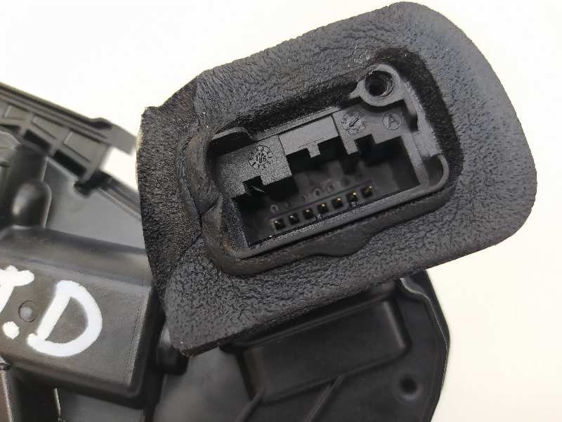 Recambio de cerradura puerta trasera derecha para skoda octavia lim. (5e3) rs referencia OEM IAM 5E0839016C  