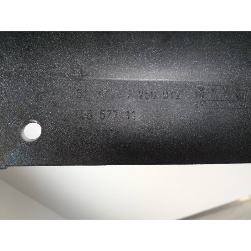 Recambio de faldon lateral para bmw serie 3 touring (f31) 2.0 16v diesel referencia OEM IAM 51777256912 15857711 