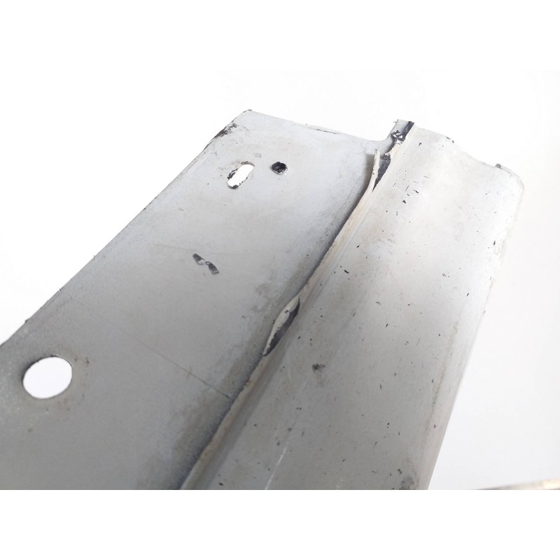 Recambio de faldon lateral para bmw serie 3 touring (f31) 2.0 16v diesel referencia OEM IAM 51777256912 15857711 