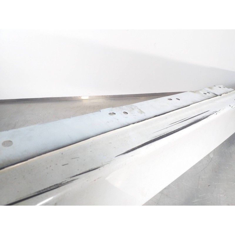 Recambio de faldon lateral para bmw serie 3 touring (f31) 2.0 16v diesel referencia OEM IAM 51777256912 15857711 