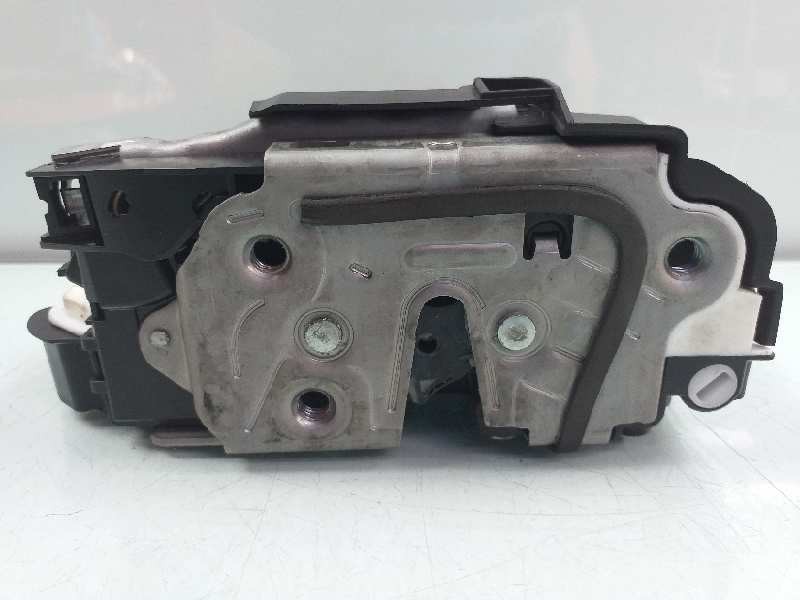 Recambio de cerradura puerta trasera izquierda para skoda octavia lim. (5e3) rs referencia OEM IAM 5E0839015C  