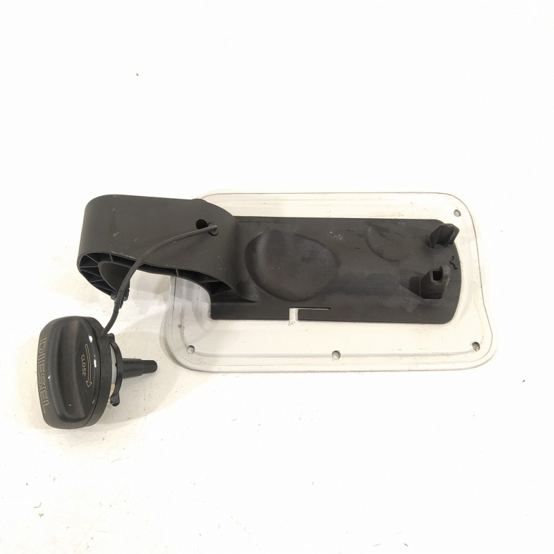 Recambio de tapa exterior combustible para bmw serie 3 touring (f31) 2.0 16v diesel referencia OEM IAM   