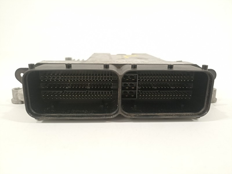 Recambio de centralita motor uce para kia carens ( ) basic referencia OEM IAM 391712A545  