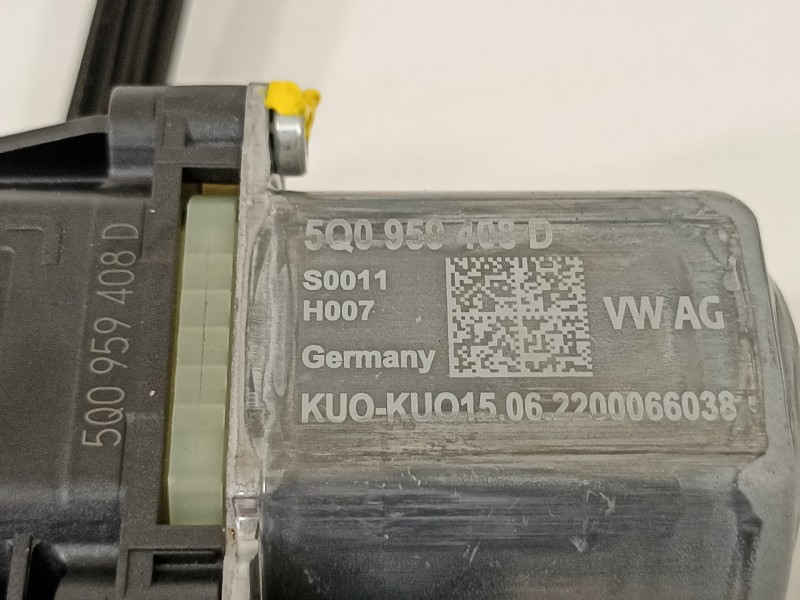 Recambio de elevalunas trasero derecho para seat ibiza (kj1) style go referencia OEM IAM 6F0839462C 5Q0959408D 