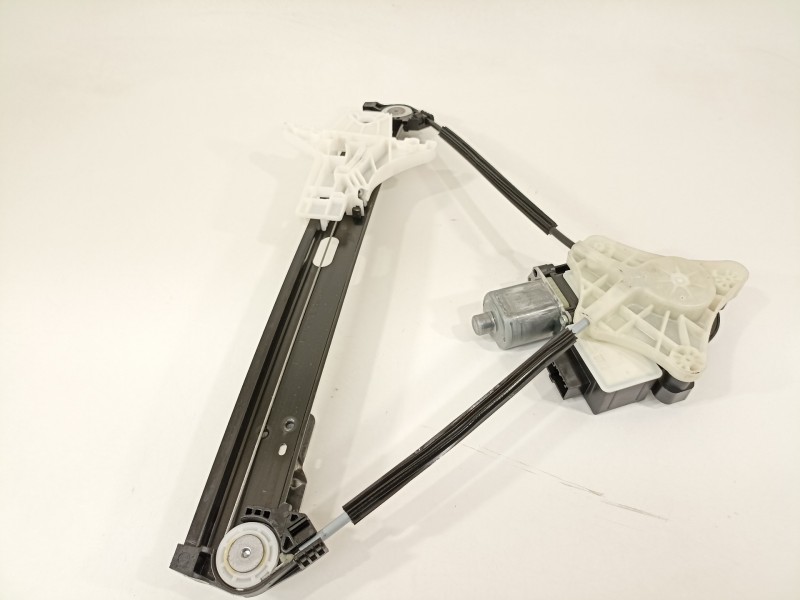 Recambio de elevalunas trasero derecho para seat ibiza (kj1) style go referencia OEM IAM 6F0839462C 5Q0959408D 