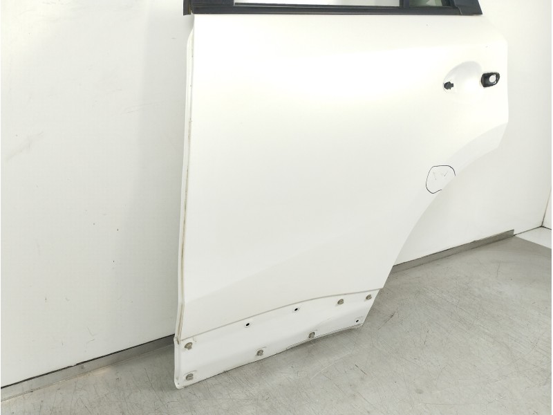 Recambio de puerta trasera izquierda para mazda cx-5 center-line 2wd referencia OEM IAM KD5373010  