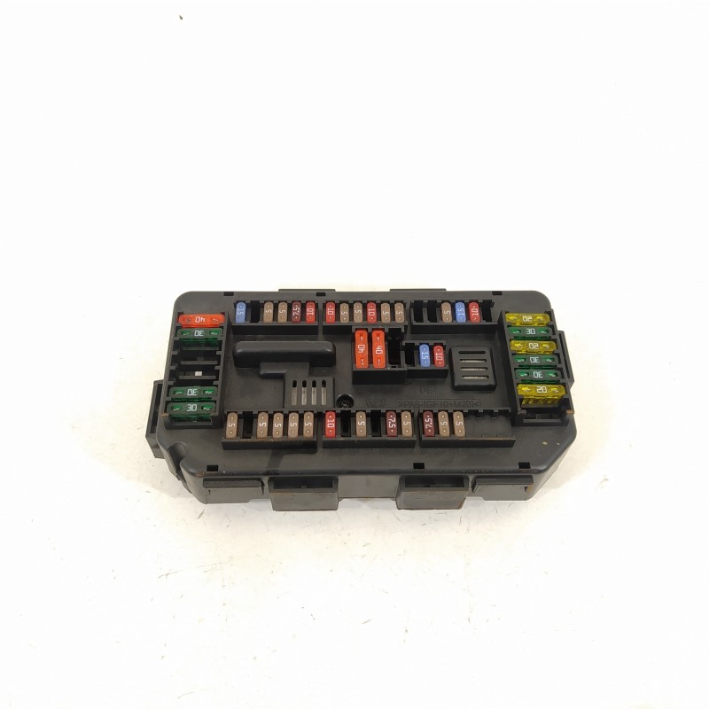 Recambio de caja reles / fusibles para bmw serie 3 touring (f31) 2.0 16v diesel referencia OEM IAM 9337879  