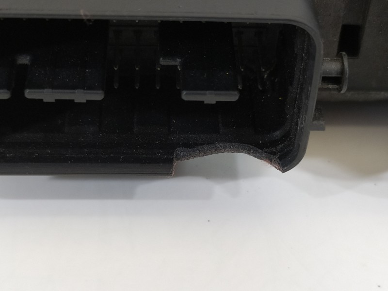 Recambio de centralita motor uce para suzuki swift berlina (mz) gl (5-ptas.) referencia OEM IAM 3392062J1 1123000393 