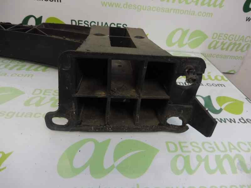 Recambio de travesaño inferior para peugeot 308 gt referencia OEM IAM 9656741480  