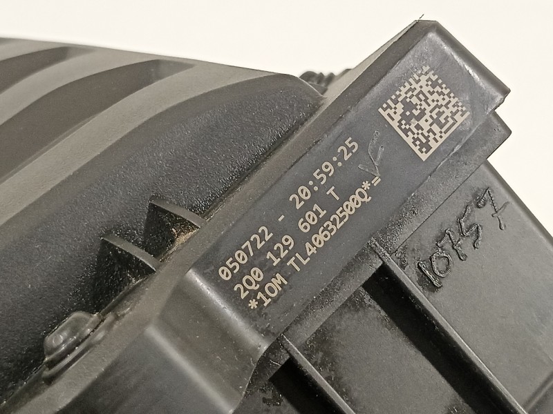 Recambio de filtro aire para seat ibiza (kj1) style go referencia OEM IAM 5Q0129607BD  