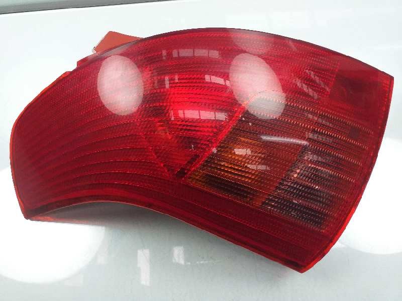 Recambio de piloto trasero izquierdo para suzuki swift berlina (mz) gl (5-ptas.) referencia OEM IAM   