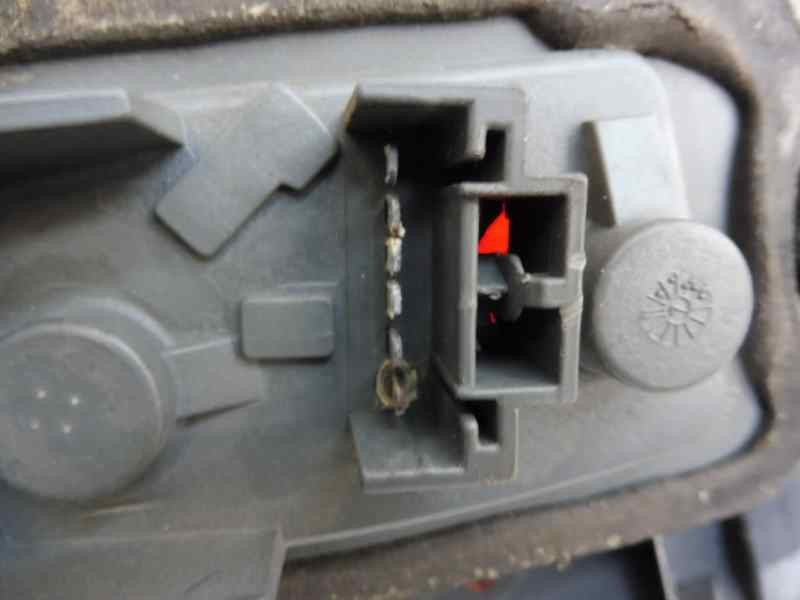 Recambio de piloto trasero derecho para fiat punto berl. (176) ed s referencia OEM IAM   