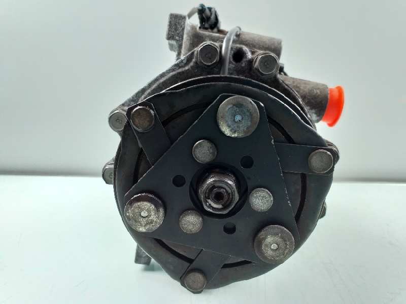 Recambio de compresor aire acondicionado para suzuki swift berlina (mz) gl (5-ptas.) referencia OEM IAM 9520062JA0  