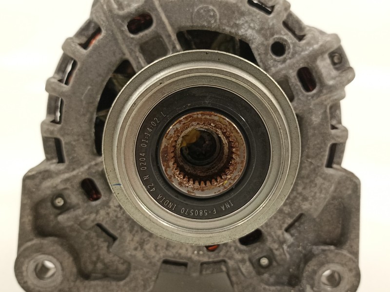 Recambio de alternador para renault clio iv 1.2 16v referencia OEM IAM 231001107R F000BL04BD 