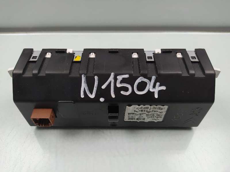 Recambio de pantalla multifuncion para citroën c4 lim. collection referencia OEM IAM 9676198280  