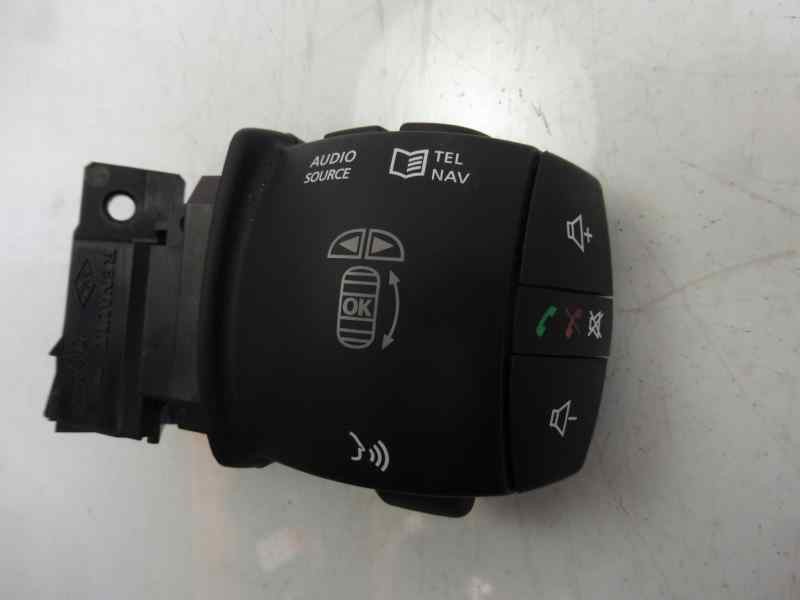 Recambio de mando multifuncion para renault scenic iii family edition referencia OEM IAM 255520014R  