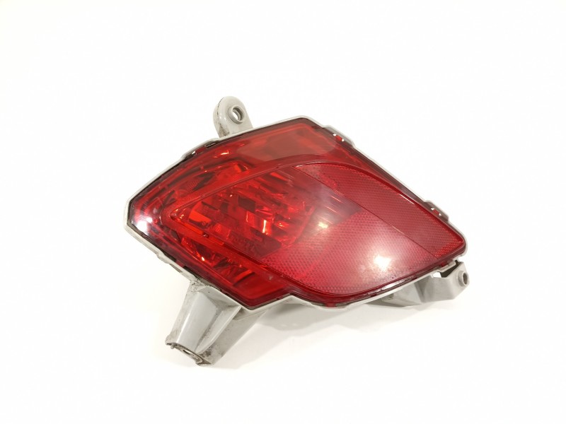 Recambio de piloto trasero izquierdo paragolpes para mazda cx-5 center-line 2wd referencia OEM IAM KD5351660  