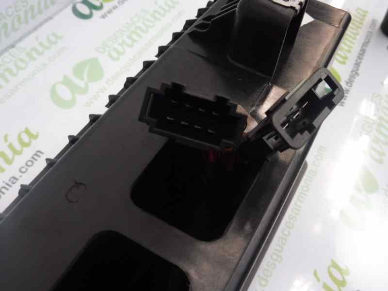 Recambio de guantera para volkswagen touran (1t3) advance referencia OEM IAM 1T0881580C  