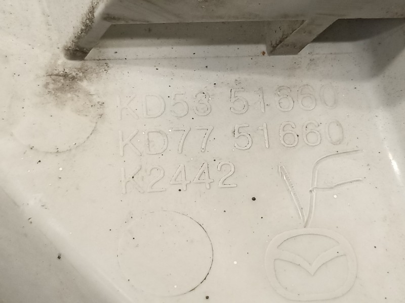 Recambio de piloto trasero izquierdo paragolpes para mazda cx-5 center-line 2wd referencia OEM IAM KD5351660  