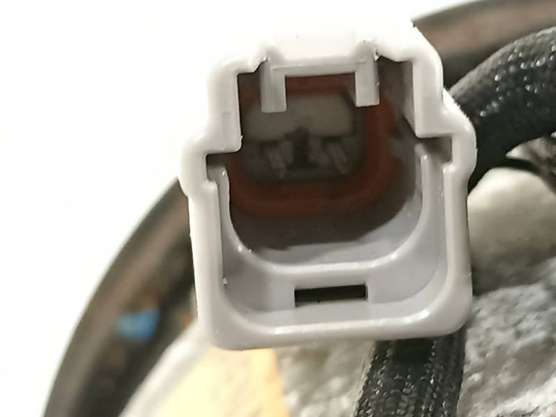 Recambio de compresor aire acondicionado para renault clio iv 1.2 16v referencia OEM IAM 926000050R  