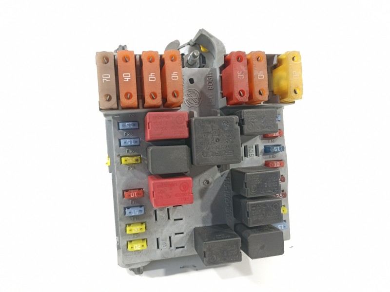 Recambio de caja reles / fusibles para alfa romeo 159 (140) 1.9 jtdm 16v / selective referencia OEM IAM 50504455  