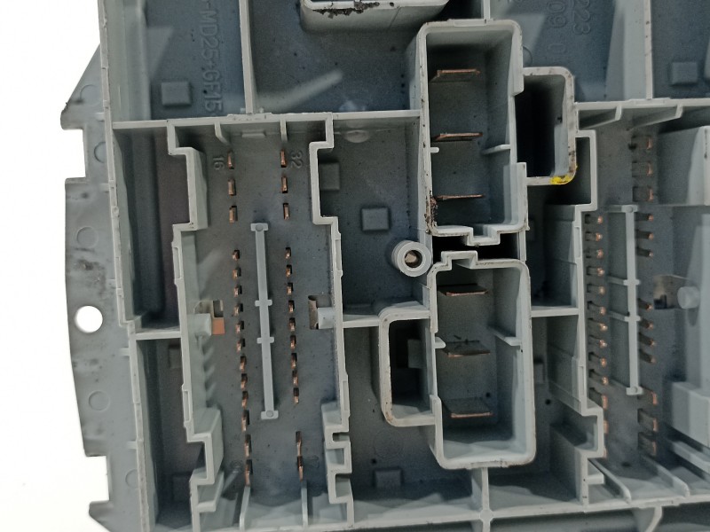 Recambio de caja reles / fusibles para alfa romeo 159 (140) 1.9 jtdm 16v / selective referencia OEM IAM 50504455  