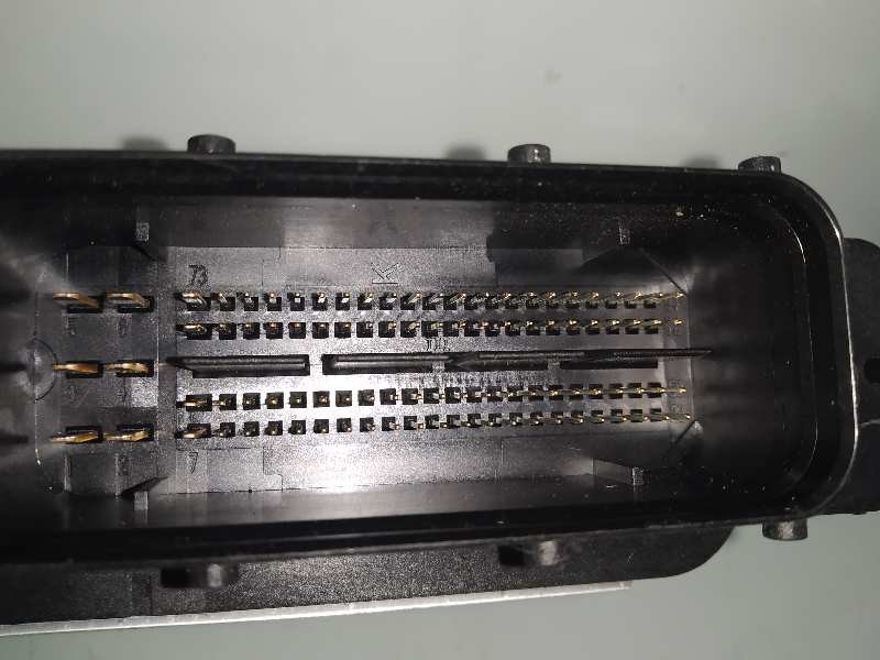 Recambio de centralita motor uce para seat ibiza (6p1) fr referencia OEM IAM 04C907309AE 0261S10530 