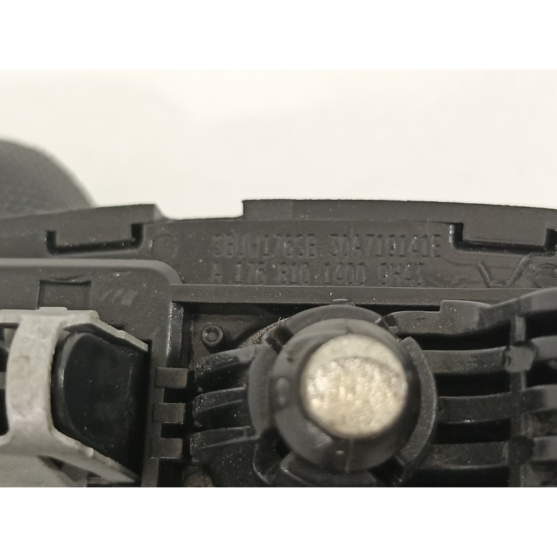 Recambio de parasol derecho para mercedes-benz clase a (w176) a 45 amg 4-matic edition 1 (176.052) referencia OEM IAM A176810160