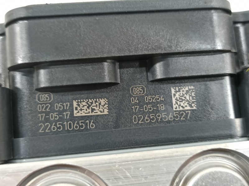 Recambio de abs para renault clio iv 1.2 16v referencia OEM IAM 476600188R  