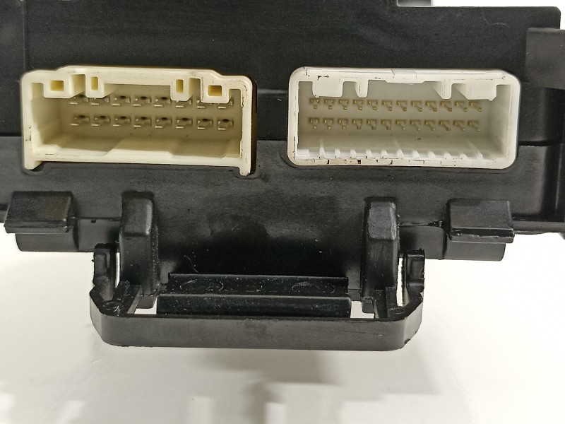 Recambio de modulo electronico para mazda cx-5 center-line 2wd referencia OEM IAM KD45675Y0F  