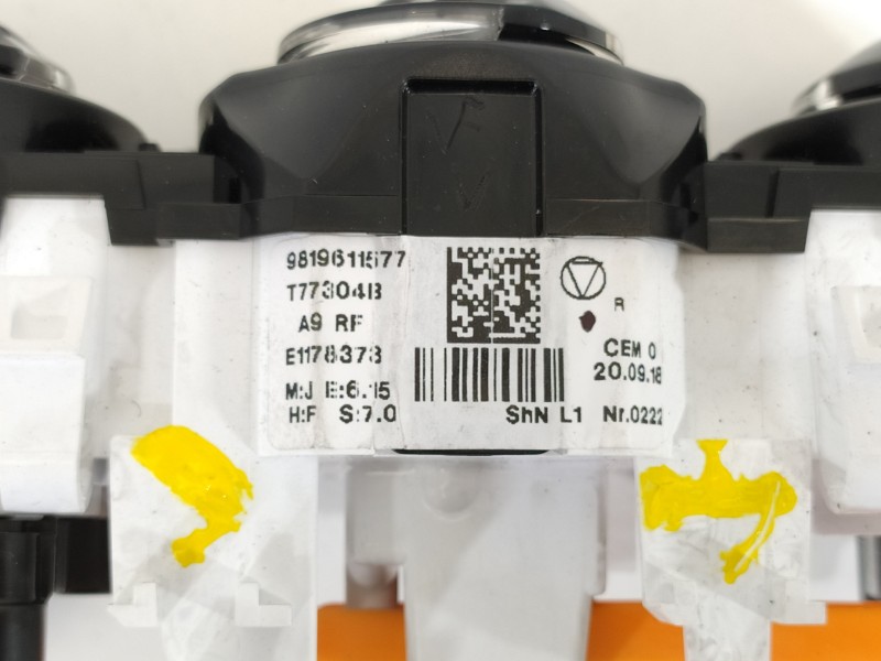 Recambio de mando calefaccion / aire acondicionado para peugeot 208 access referencia OEM IAM 9819611577  