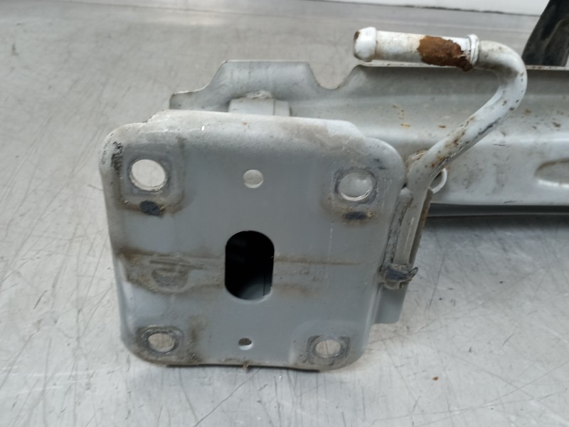 Recambio de refuerzo paragolpes trasero para mazda cx-5 center-line 2wd referencia OEM IAM KD53  