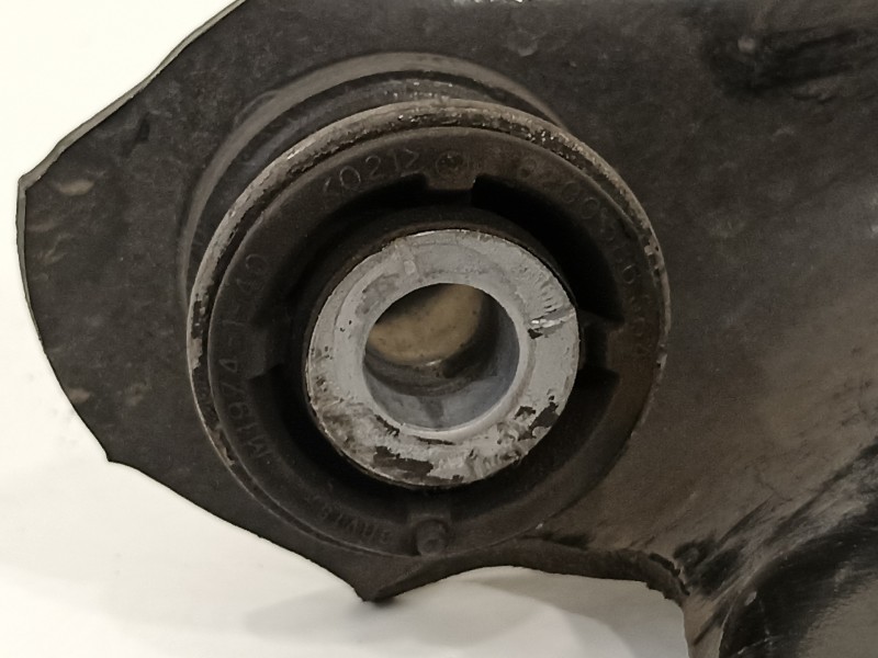 Recambio de brazo suspension inferior delantero derecho para renault clio iv 1.2 16v referencia OEM IAM 545049968R  