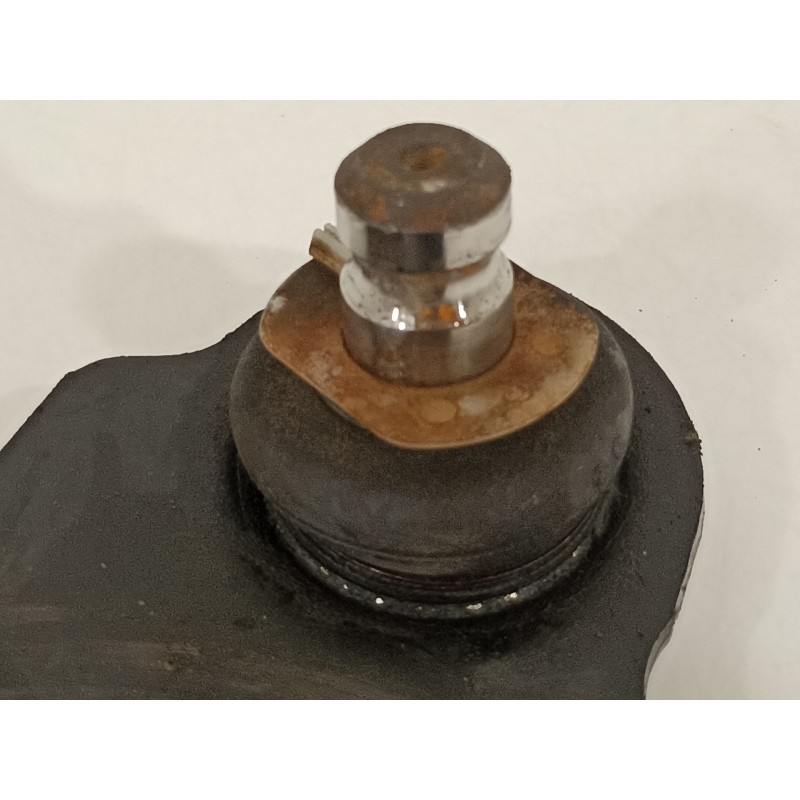 Recambio de brazo suspension inferior delantero derecho para renault clio iv 1.2 16v referencia OEM IAM 545049968R  