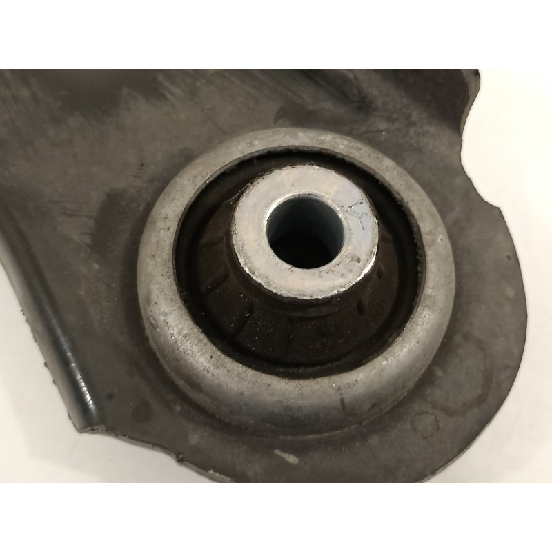 Recambio de brazo suspension inferior delantero derecho para renault clio iv 1.2 16v referencia OEM IAM 545049968R  