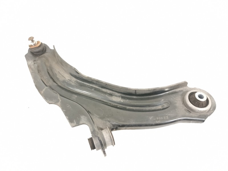 Recambio de brazo suspension inferior delantero derecho para renault clio iv 1.2 16v referencia OEM IAM 545049968R  