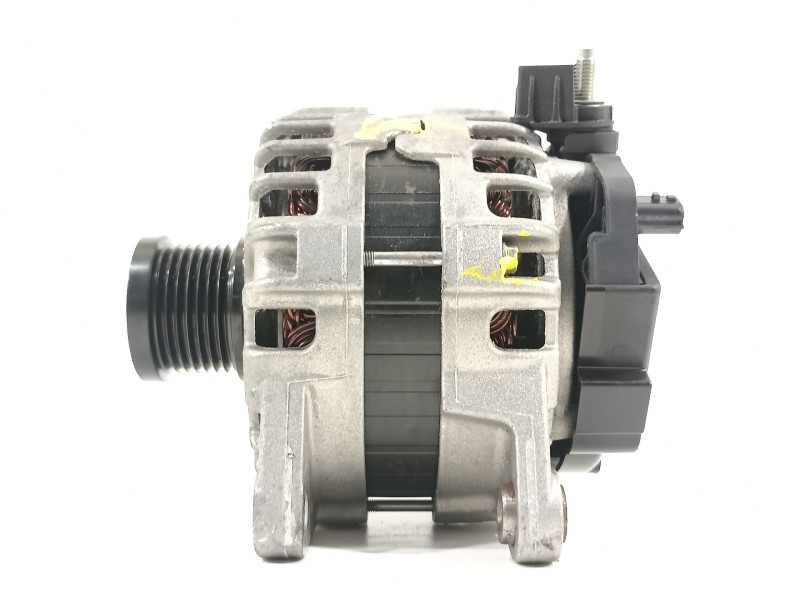 Recambio de alternador para nissan juke (f16) referencia OEM IAM 231007769R  