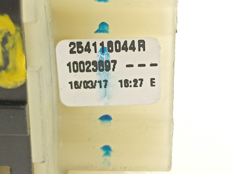 Recambio de mando elevalunas delantero izquierdo para renault clio iv 1.2 16v referencia OEM IAM 254118044R  