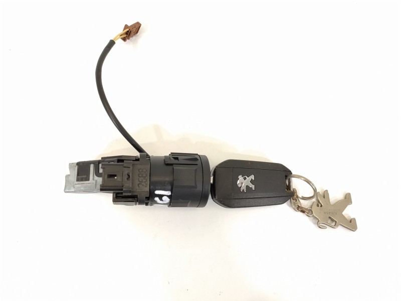 Recambio de conmutador de arranque para peugeot 208 access referencia OEM IAM 9663123380  