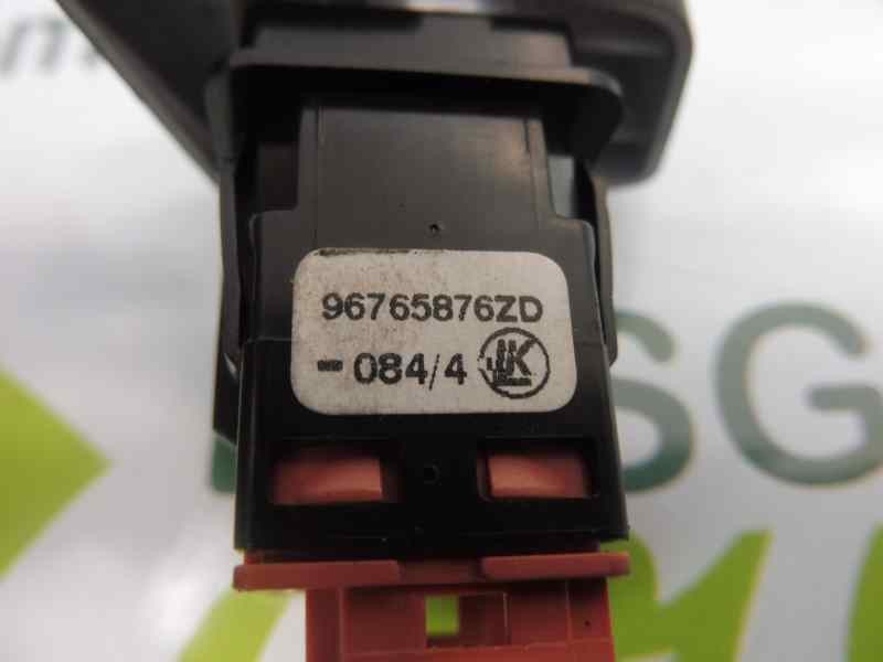 Recambio de warning para citroën c-elysée seduction referencia OEM IAM 96765876ZD  