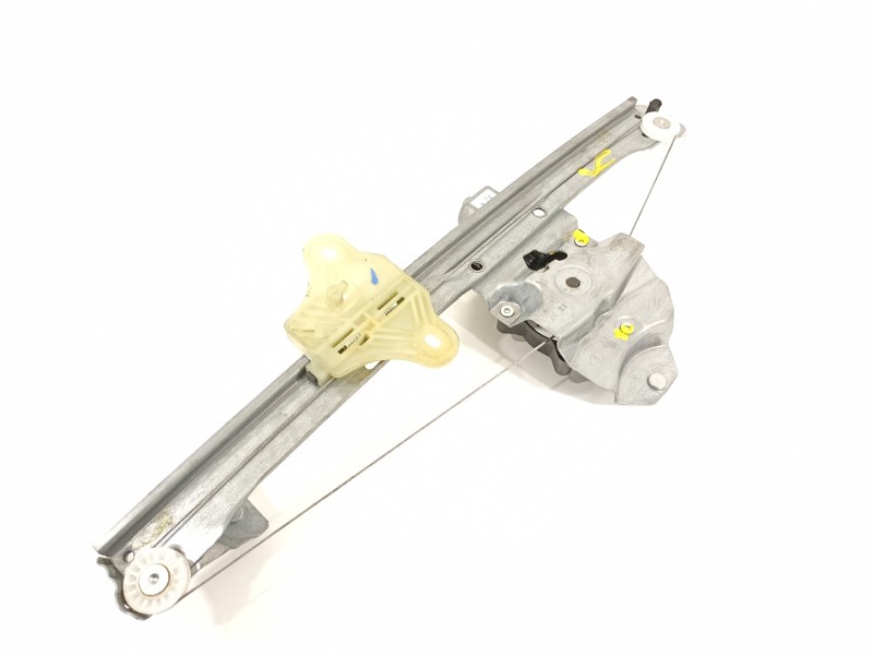 Recambio de elevalunas delantero derecho para renault clio iv 1.2 16v referencia OEM IAM 807205569R  