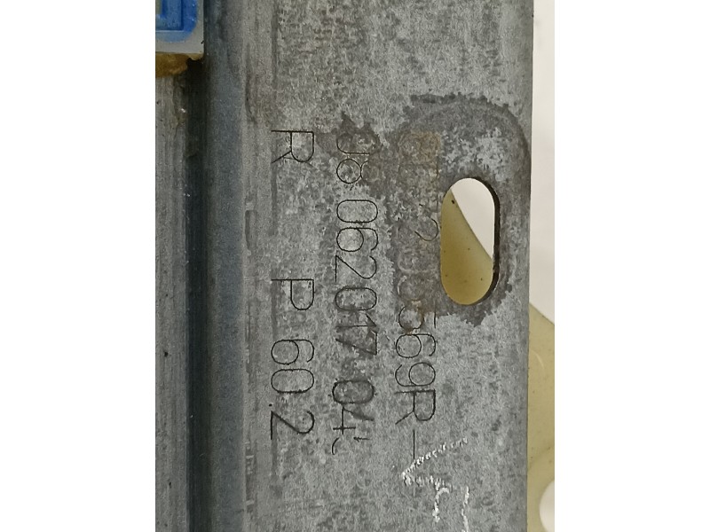 Recambio de elevalunas delantero derecho para renault clio iv 1.2 16v referencia OEM IAM 807205569R  