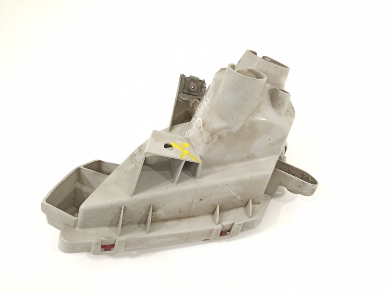 Recambio de piloto trasero derecho paragolpes para mazda cx-5 center-line 2wd referencia OEM IAM KD8151650  