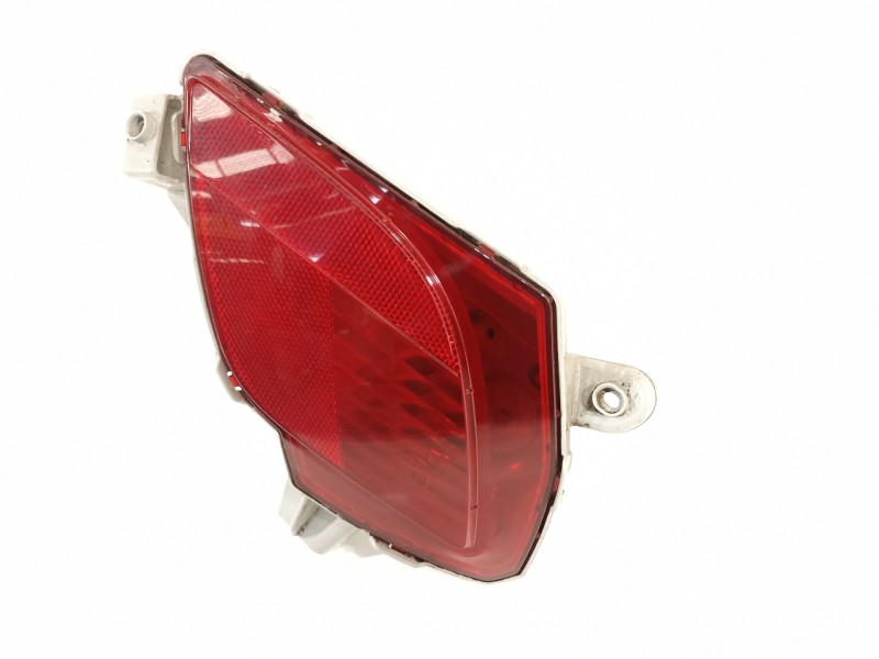 Recambio de piloto trasero derecho paragolpes para mazda cx-5 center-line 2wd referencia OEM IAM KD8151650  