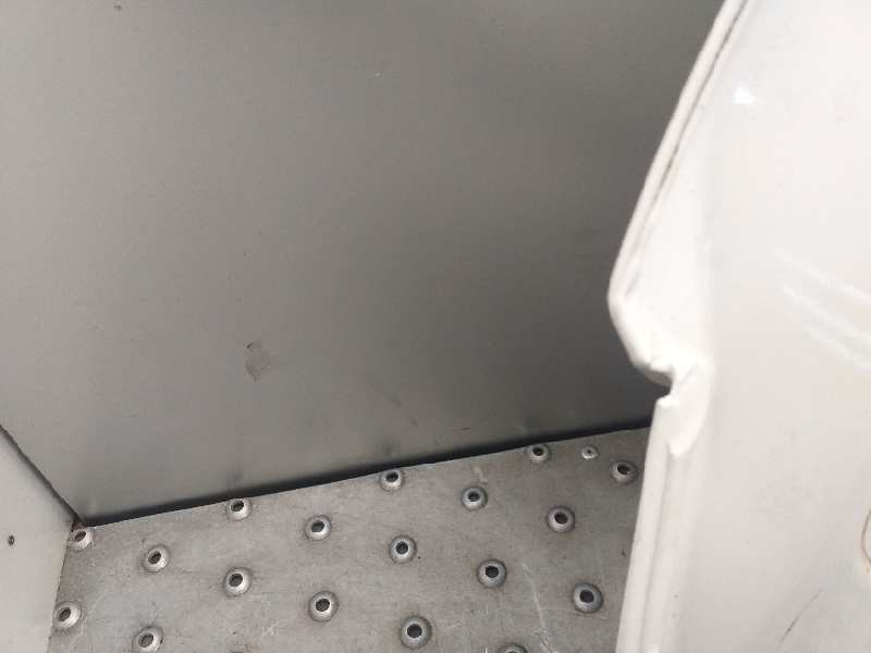 Recambio de porton trasero para audi a1 (8x) attraction referencia OEM IAM 8X3827023  