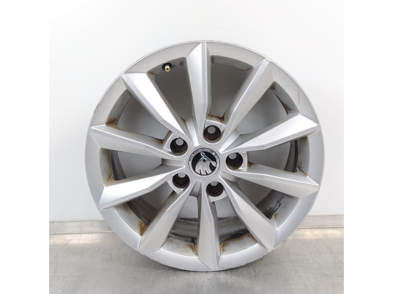 Recambio de llanta para skoda octavia combi (5e5) ambition referencia OEM IAM 5E0601025B  